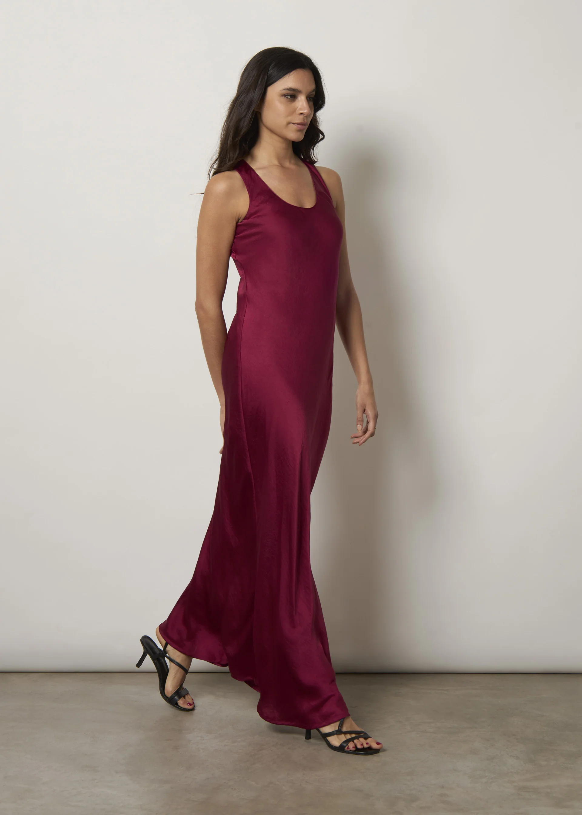 Abito lungo in satin - Image 6