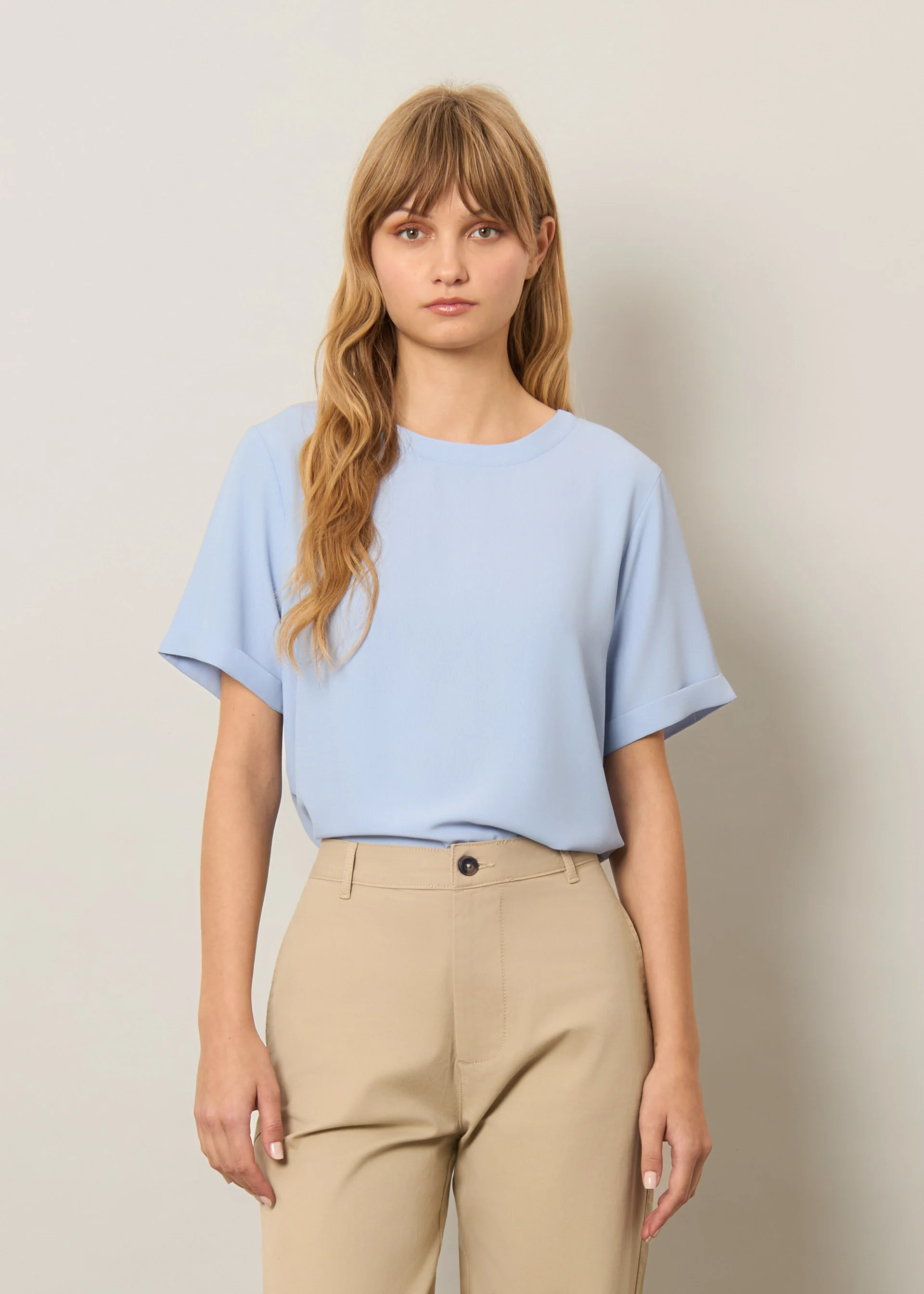 Blusa girocollo in crepe - Image 15