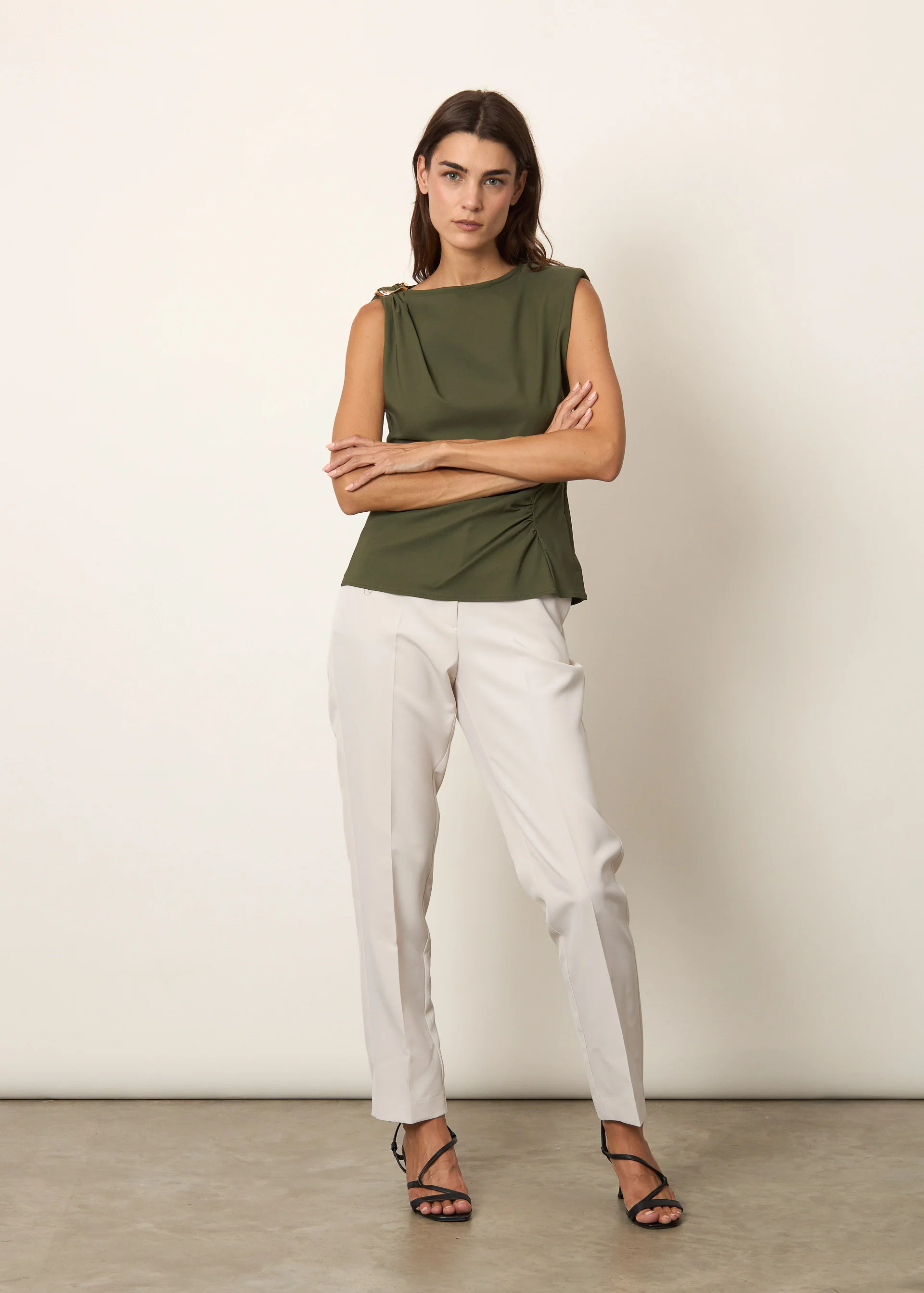 Blusa smanicata - Image 9