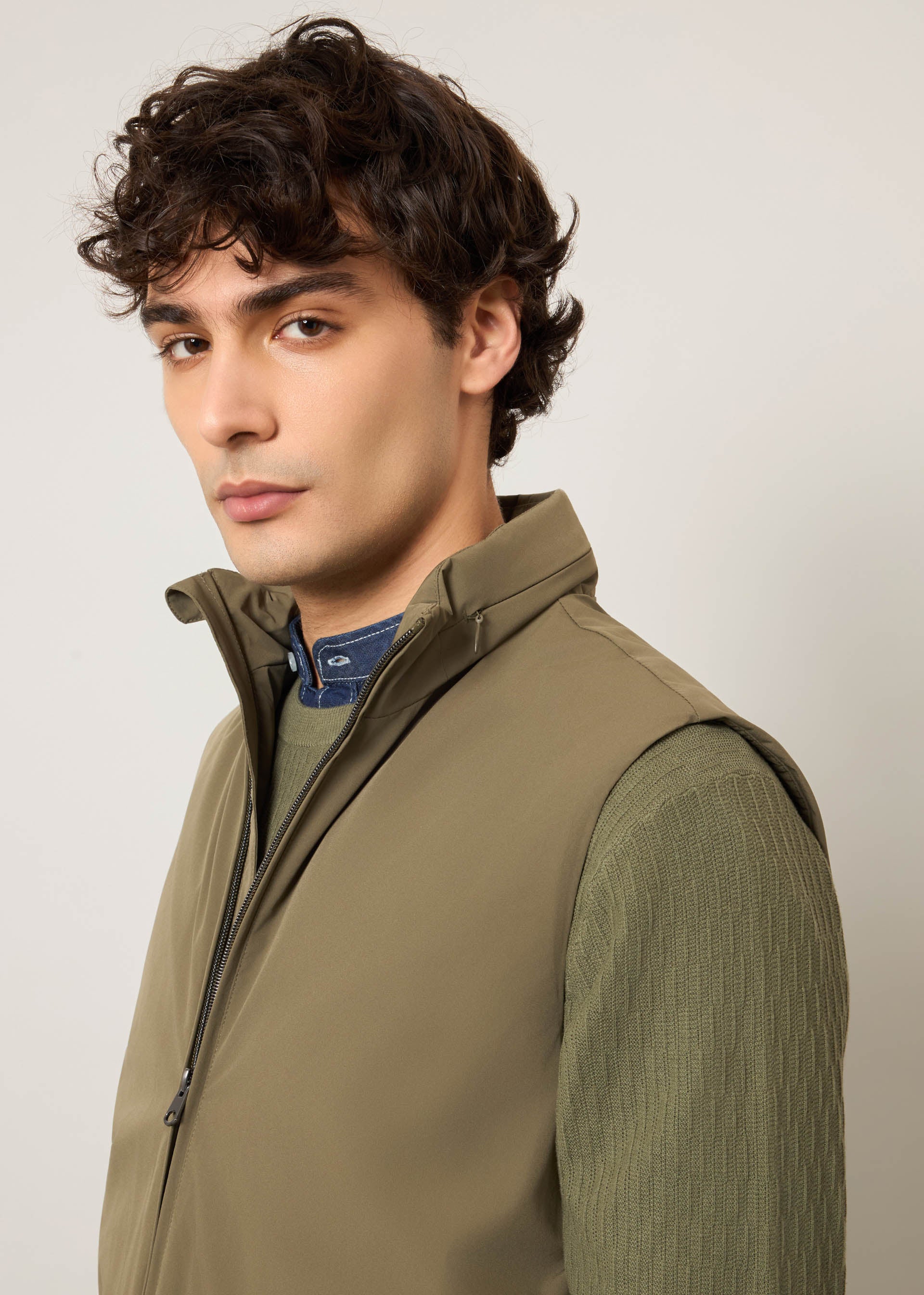 Gilet con tasche - Image 9