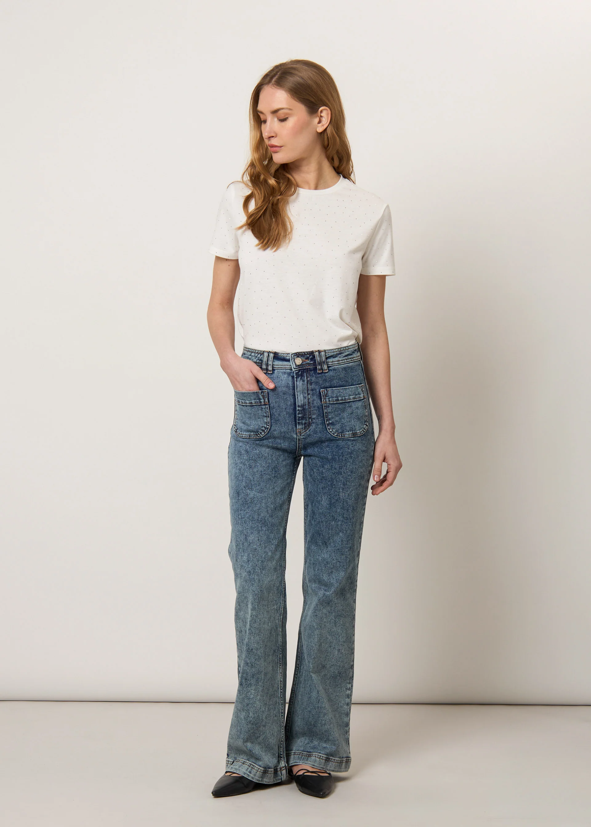 Jeans flare a vita alta - Image 6