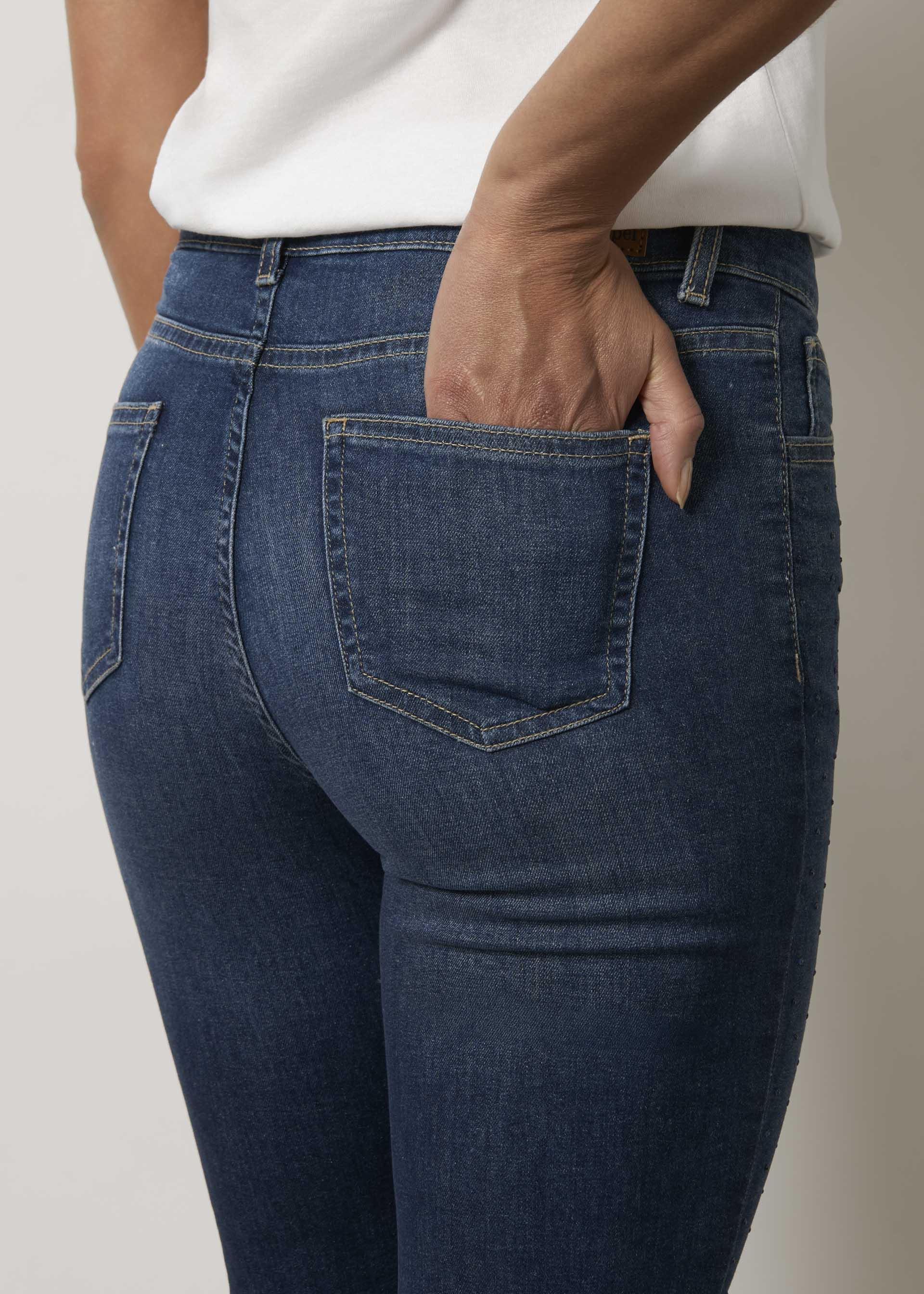 Jeans flare con strass - Image 4