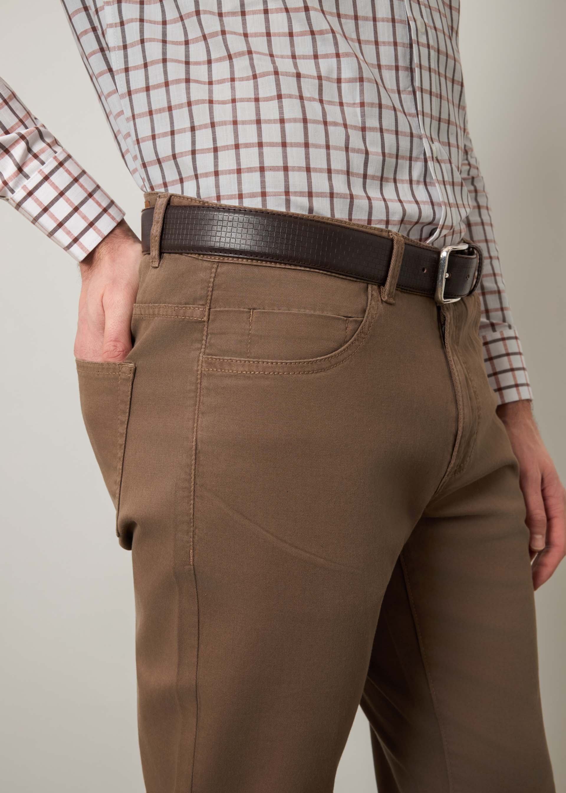 Pantaloni 5 tasche in cotone - Image 17