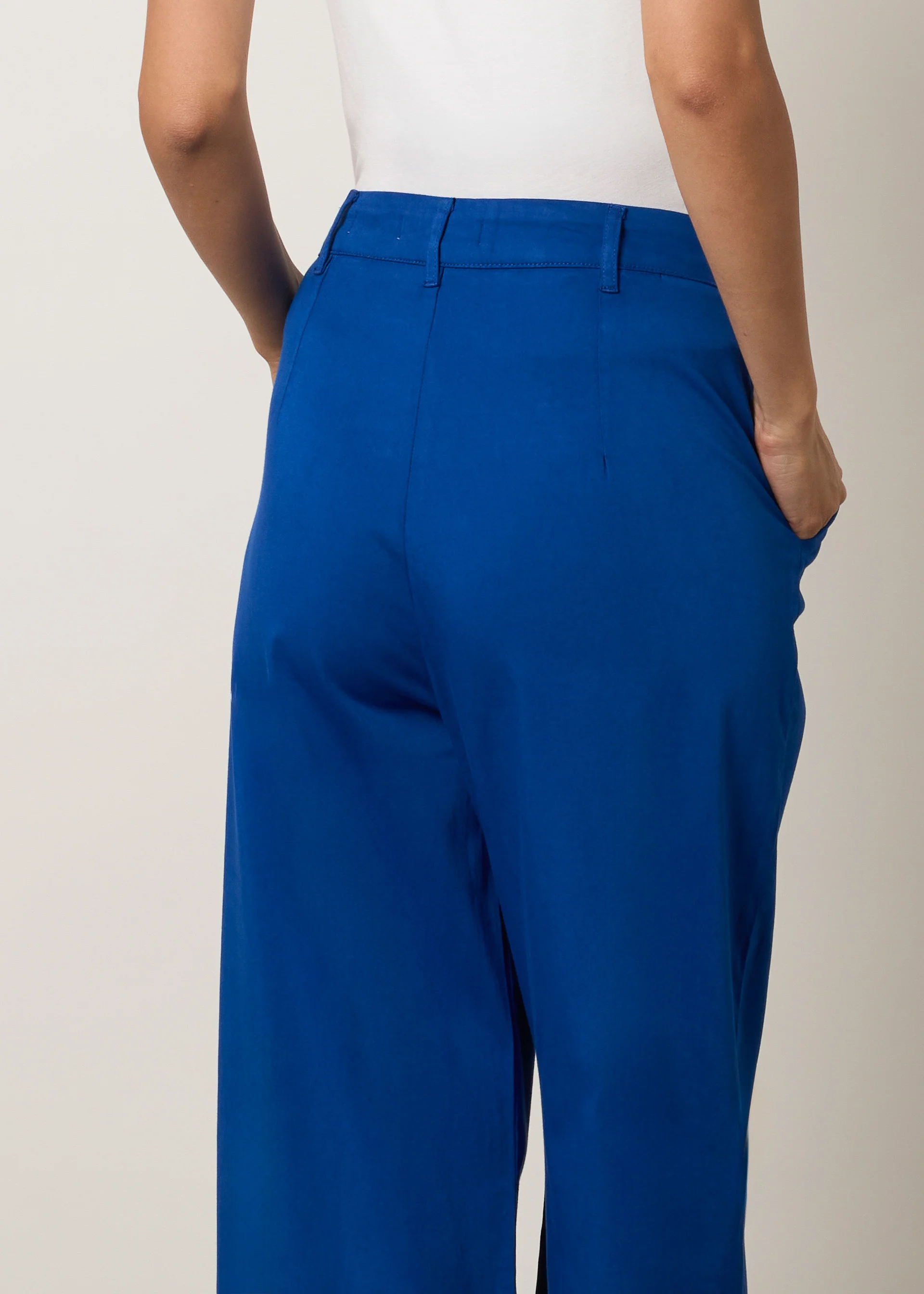 Pantaloni ampi alla caviglia - Image 4