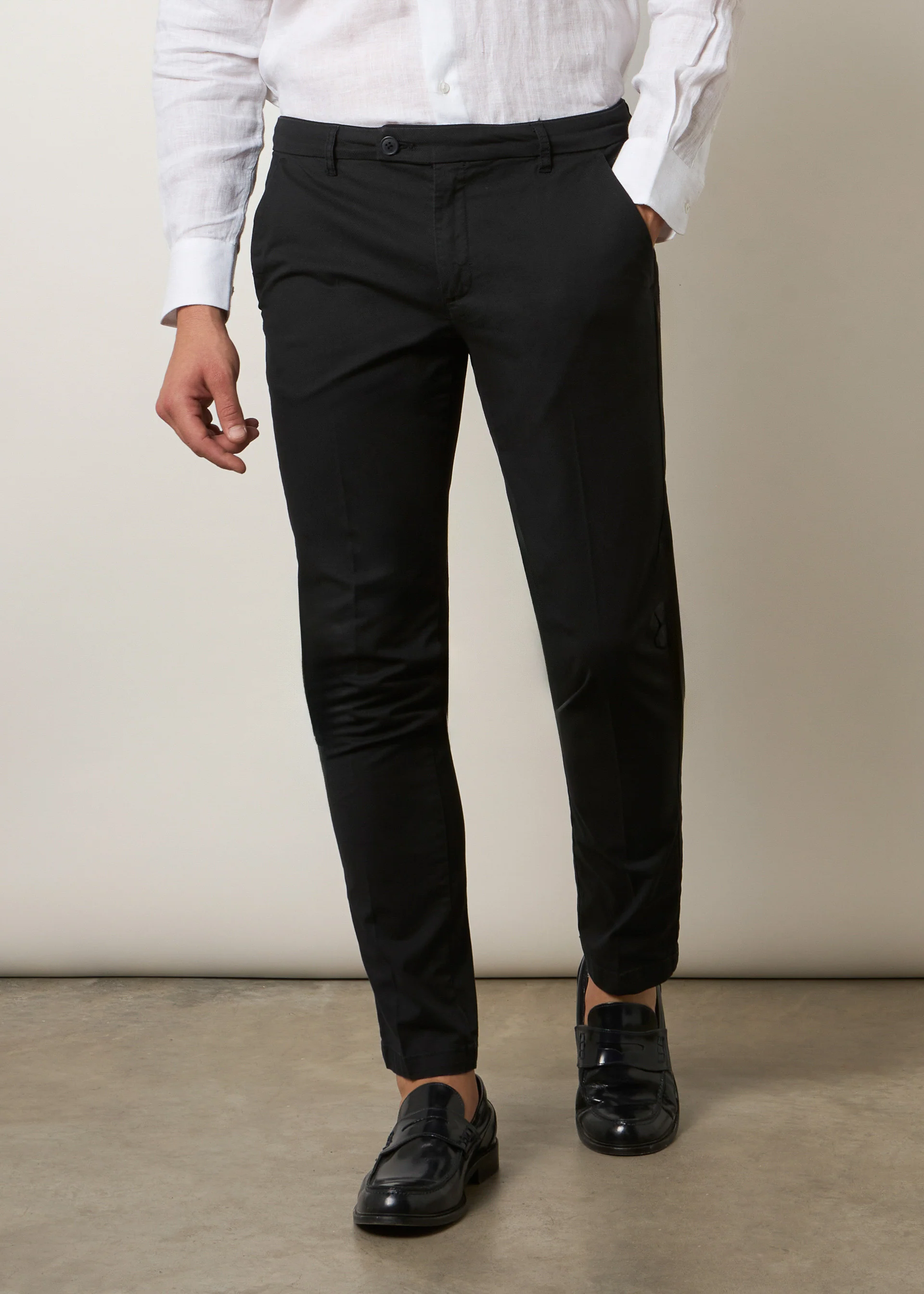 Pantaloni chino light - Image 6