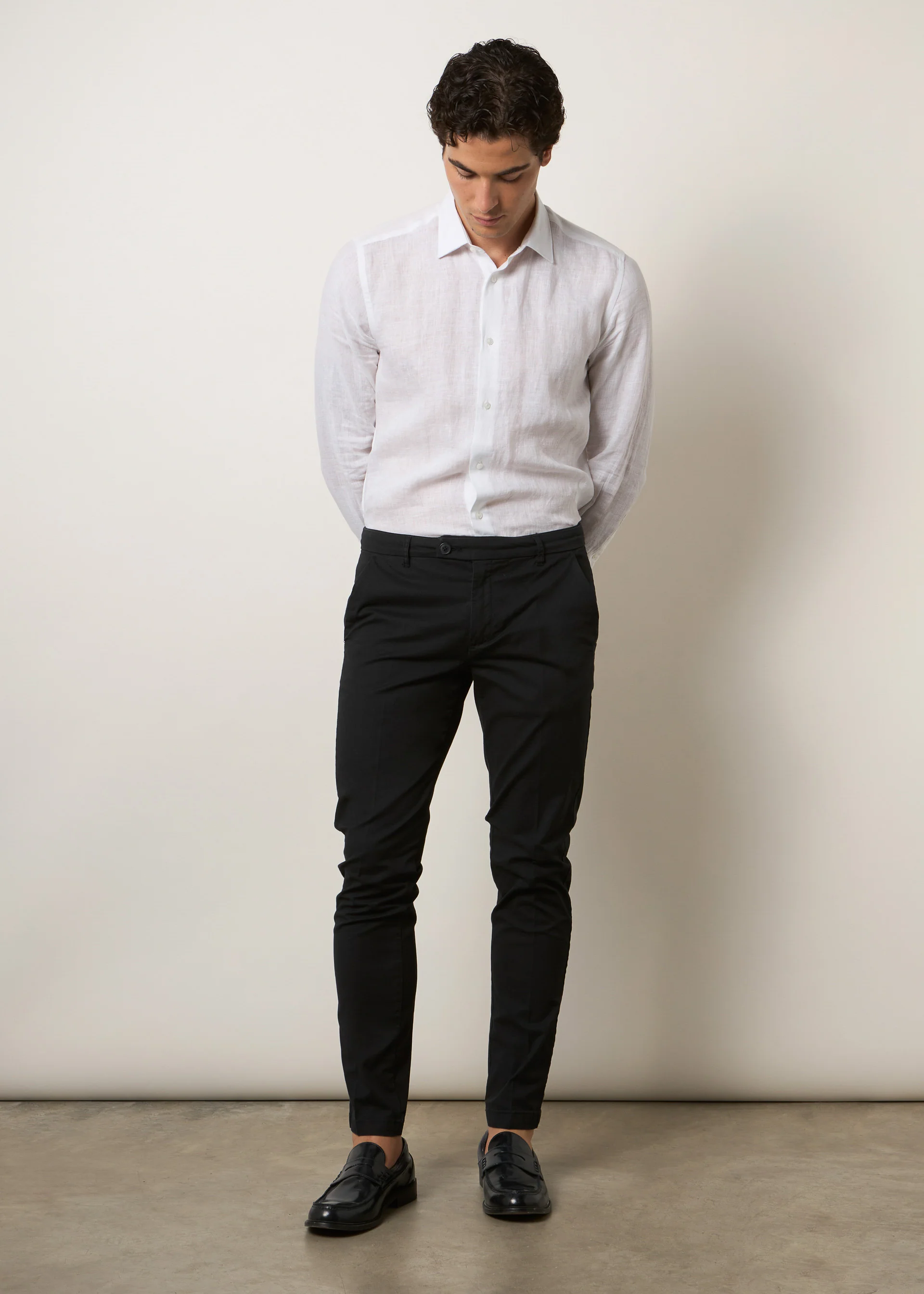 Pantaloni chino light - Image 7
