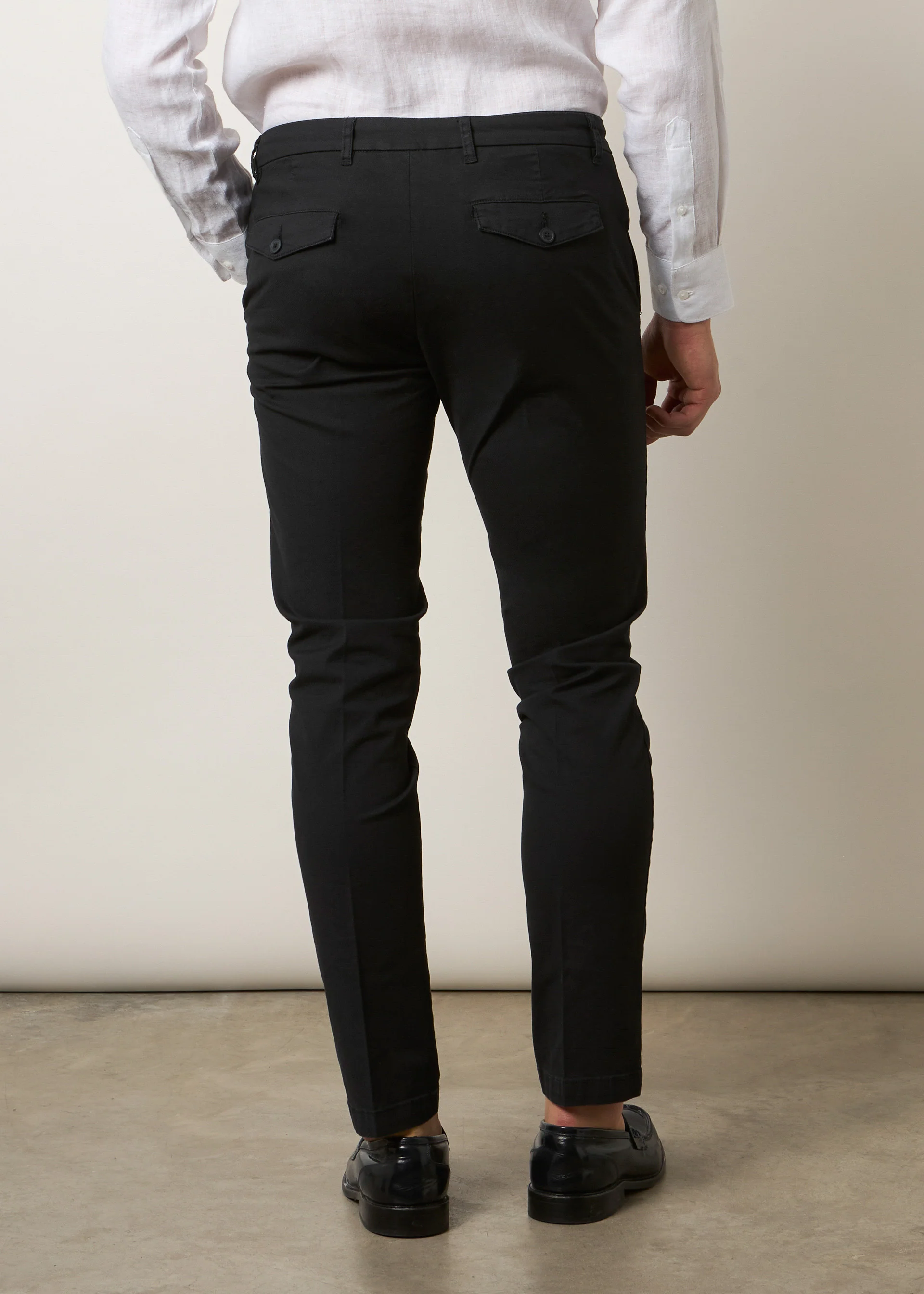 Pantaloni chino light - Image 8