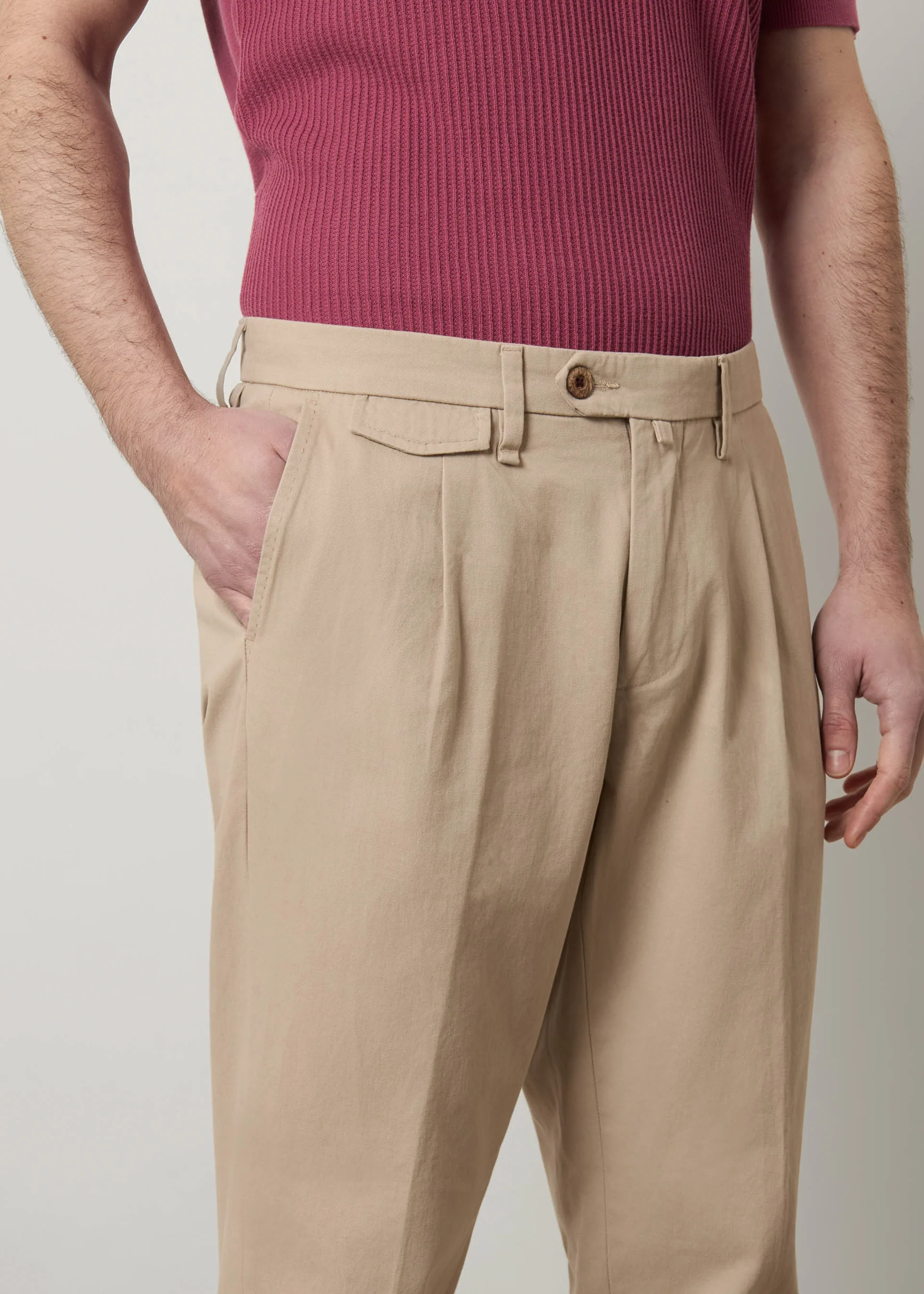 Pantaloni in puro cotone con pinces - Image 9
