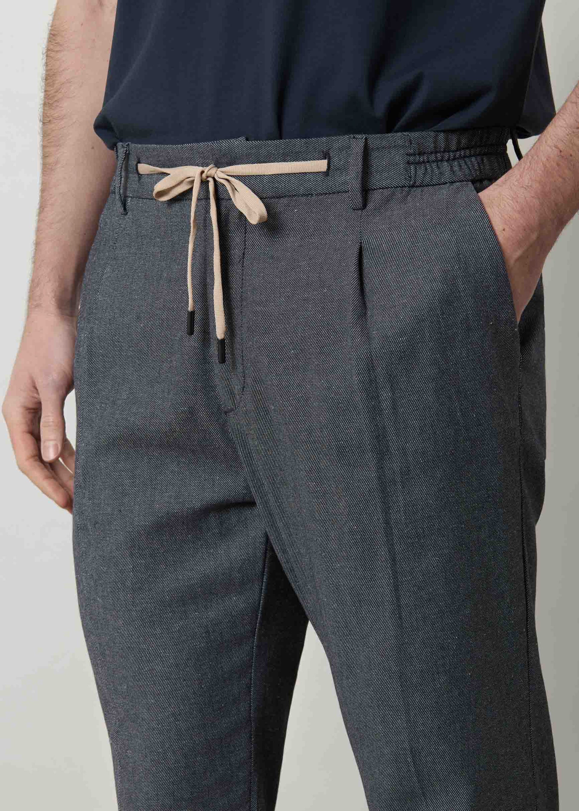 Pantaloni jogger in cotone e lino - Image 9