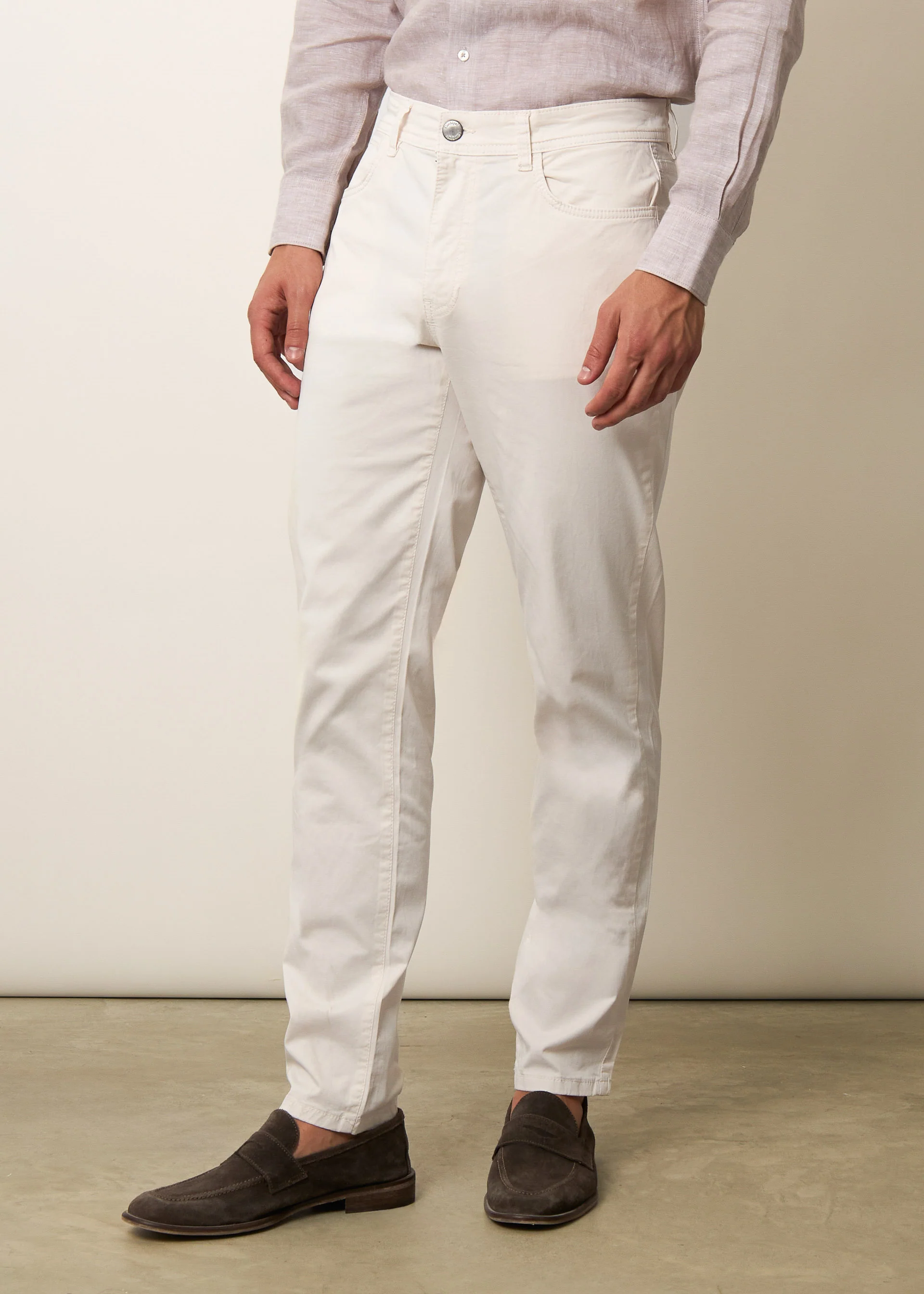 Pantaloni light in cotone - Image 2