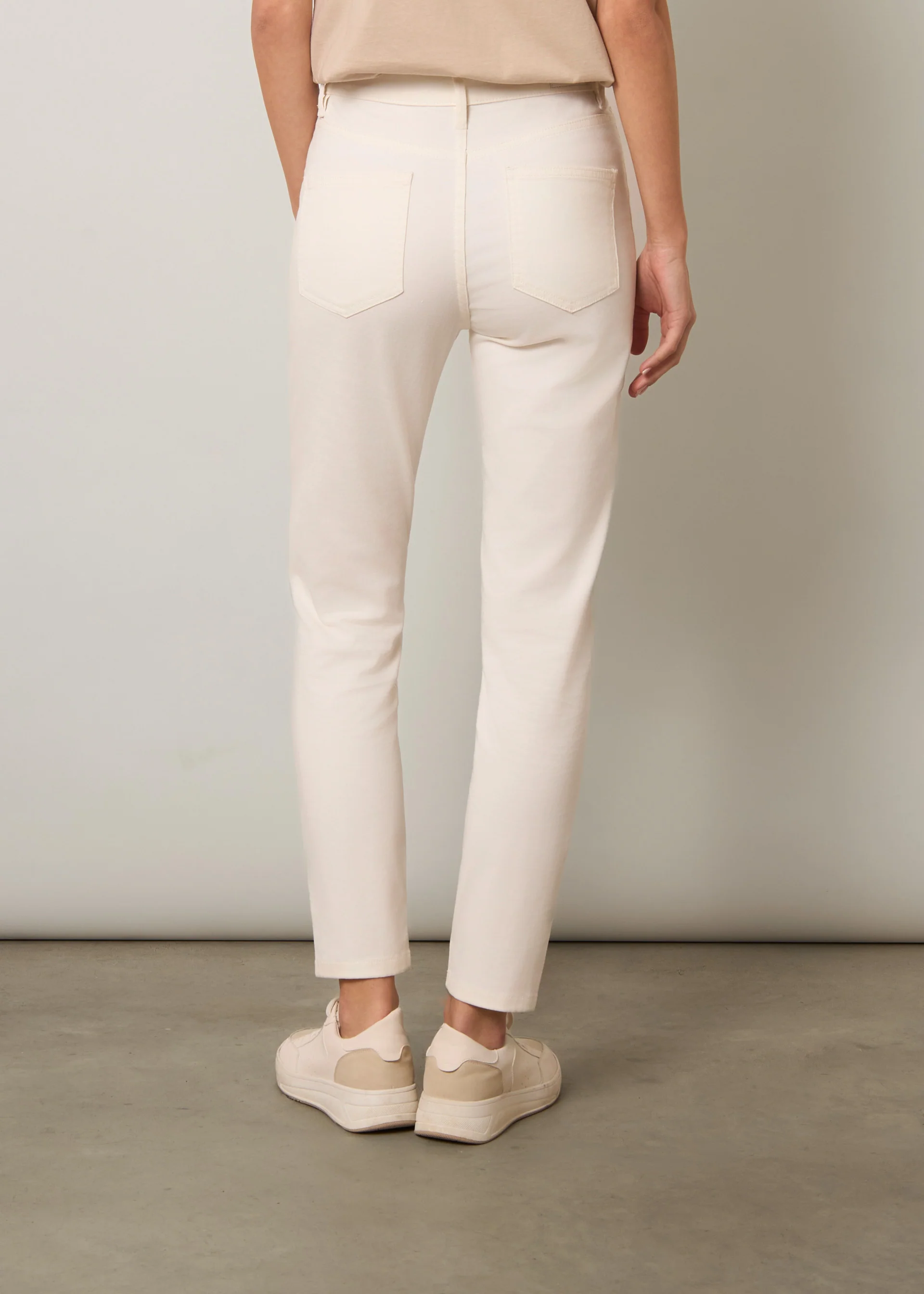 Pantaloni skinny a vita alta - Image 4