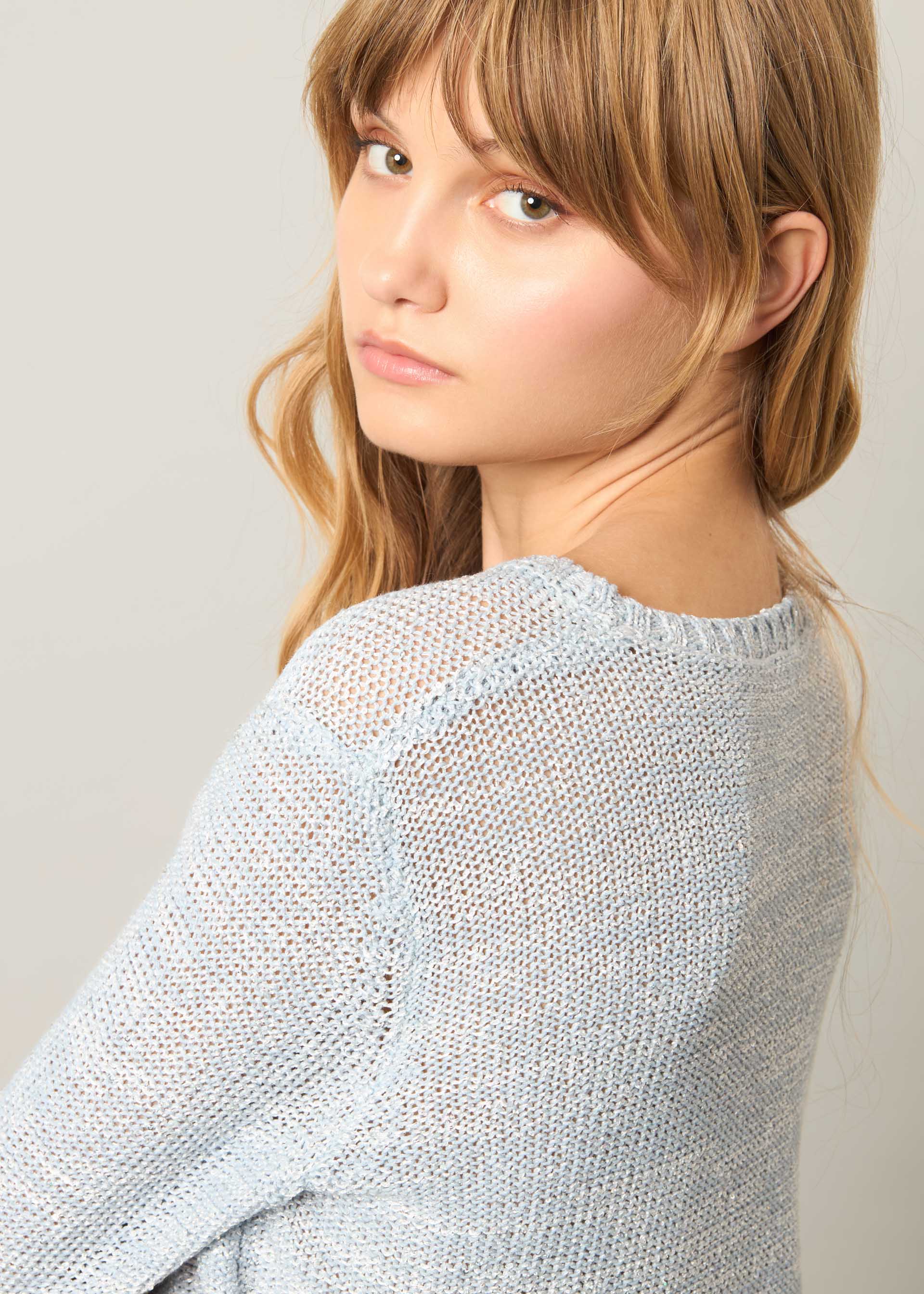 Pullover con paillettes - Image 9