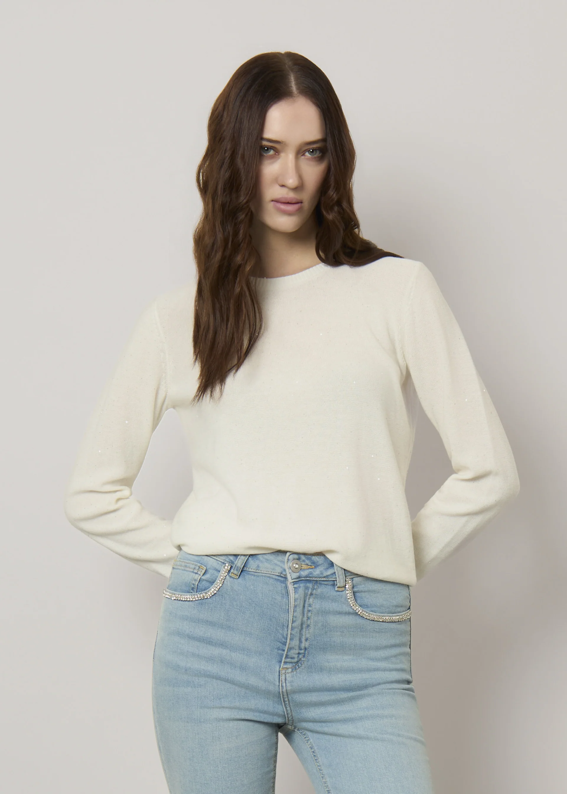 Pullover con paillettes in puro cotone - Image 7