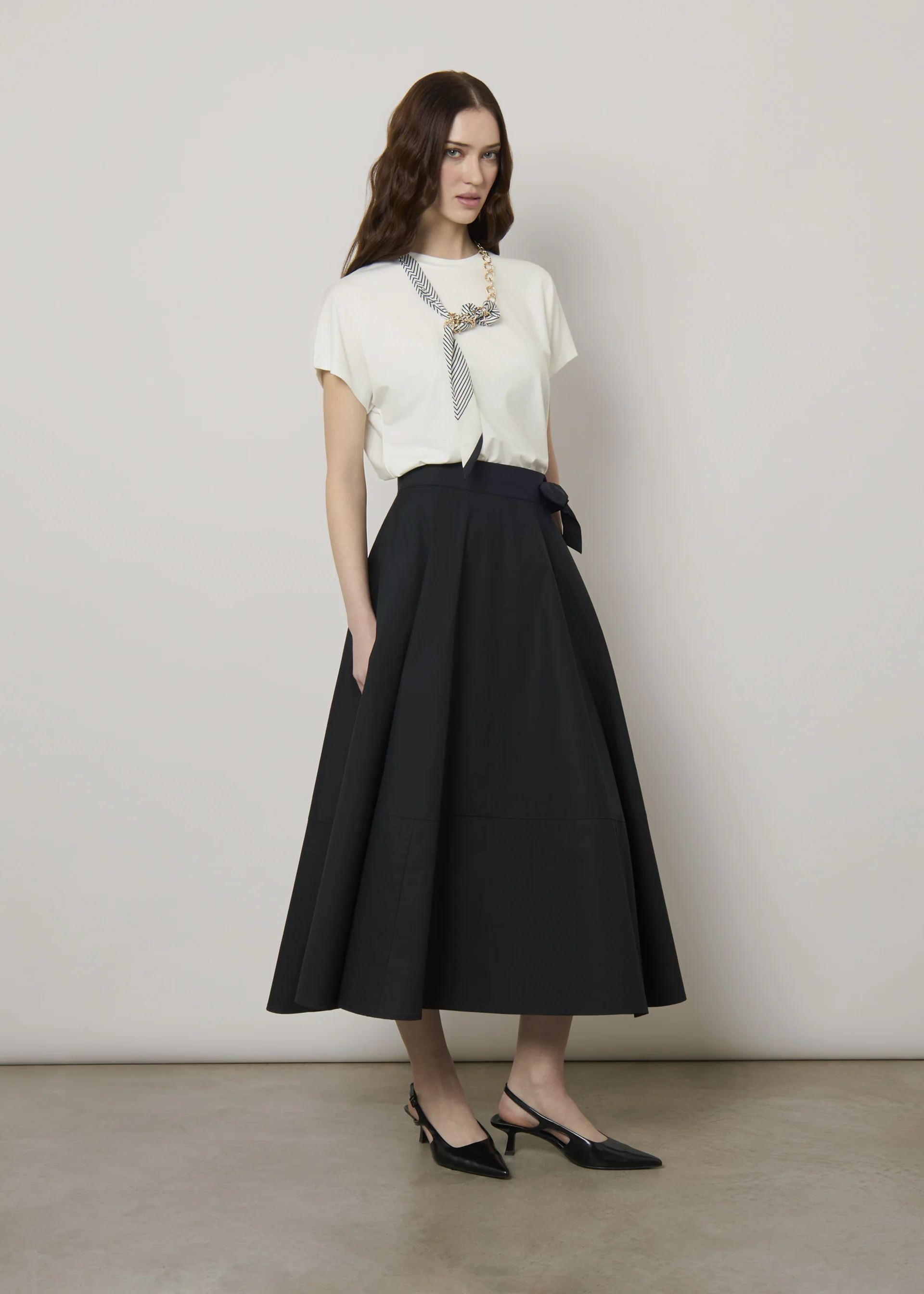 T-shirt boxy con foulard - Image 2