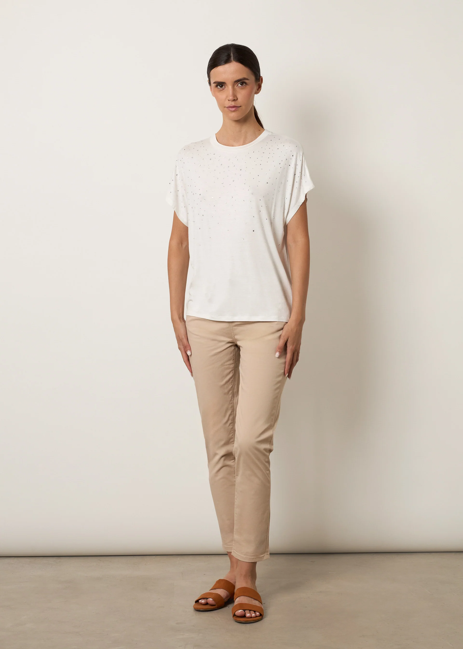 T-shirt boxy con strass - Image 7