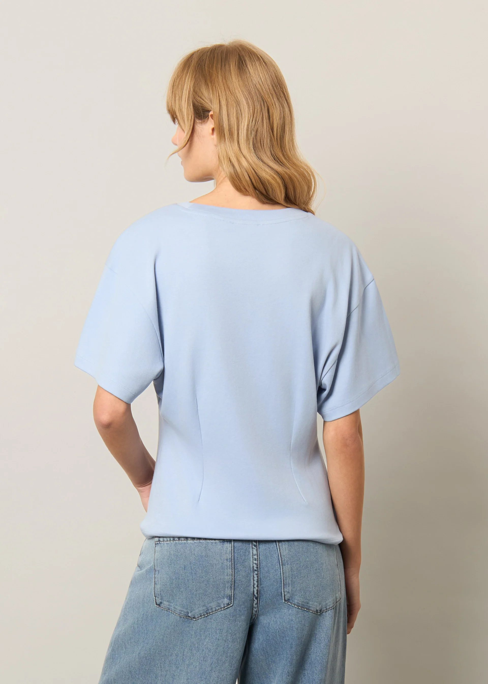 T-shirt con maniche ampie - Image 8